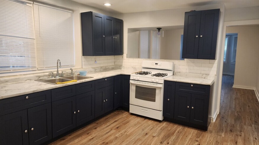 Building Photo - 1211 Highland Ave