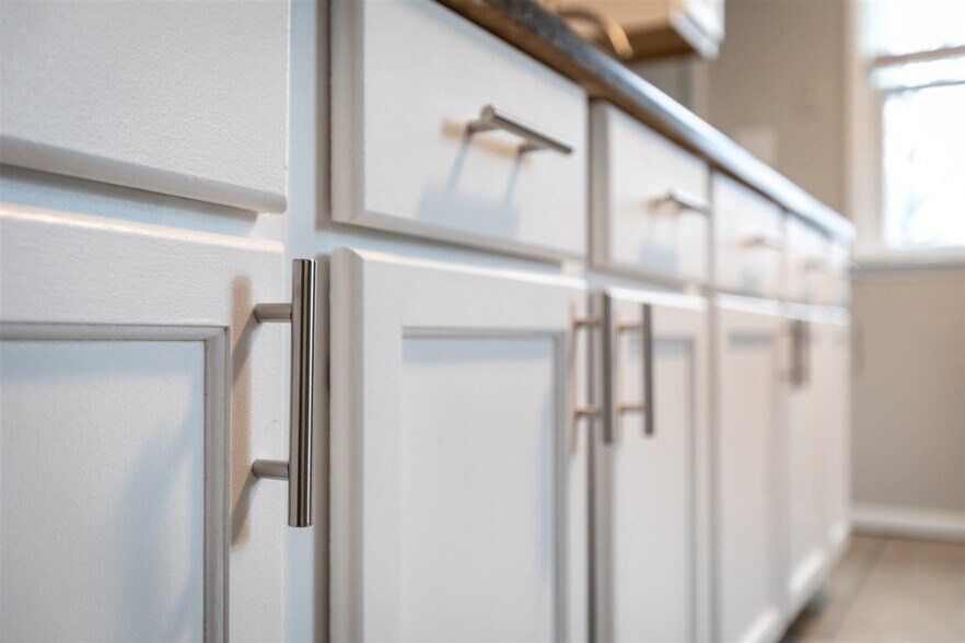 Building Photo - 903 N Gregory St