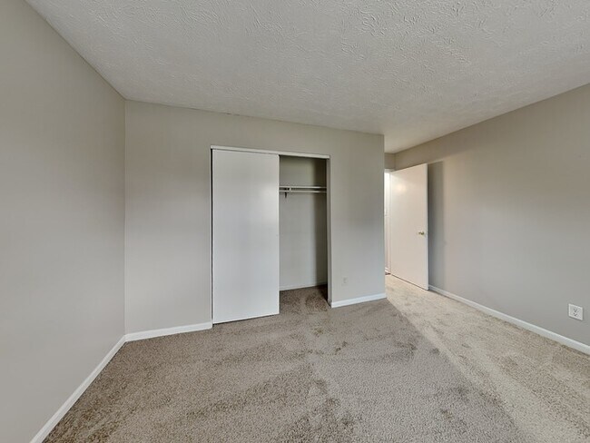 Building Photo - 3241 Remington Dr