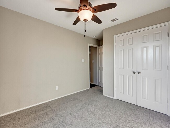 Building Photo - 24038 Hay Iron Dr