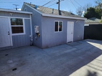 Building Photo - 6505 White Oak Ave