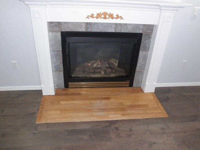 Building Photo - Updated