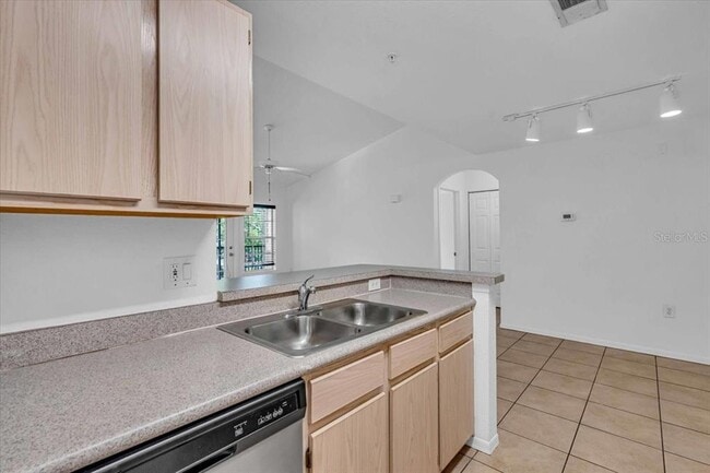 Building Photo - 7405 Vista Way