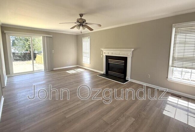 Building Photo - 804 Falling Wind Ct