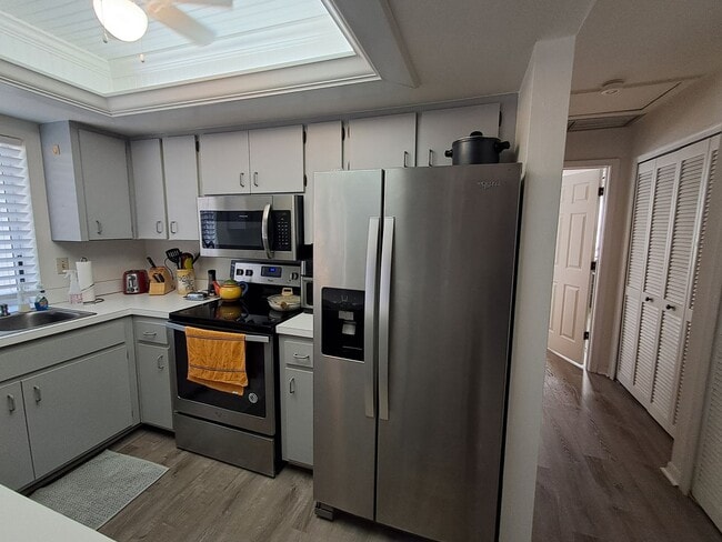 Building Photo - 13731 Markham Ln