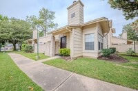 Building Photo - 13034 Leader St