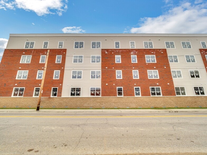Building Photo - Hobbs Greene Senior Living