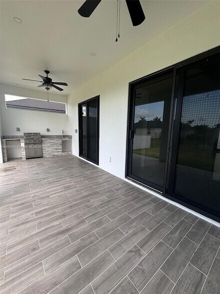 Building Photo - 4304 NW 27th Ln