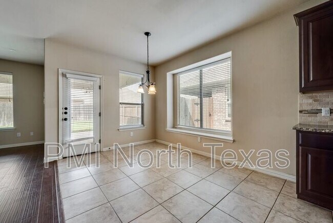 Building Photo - 11213 Amistad Dr