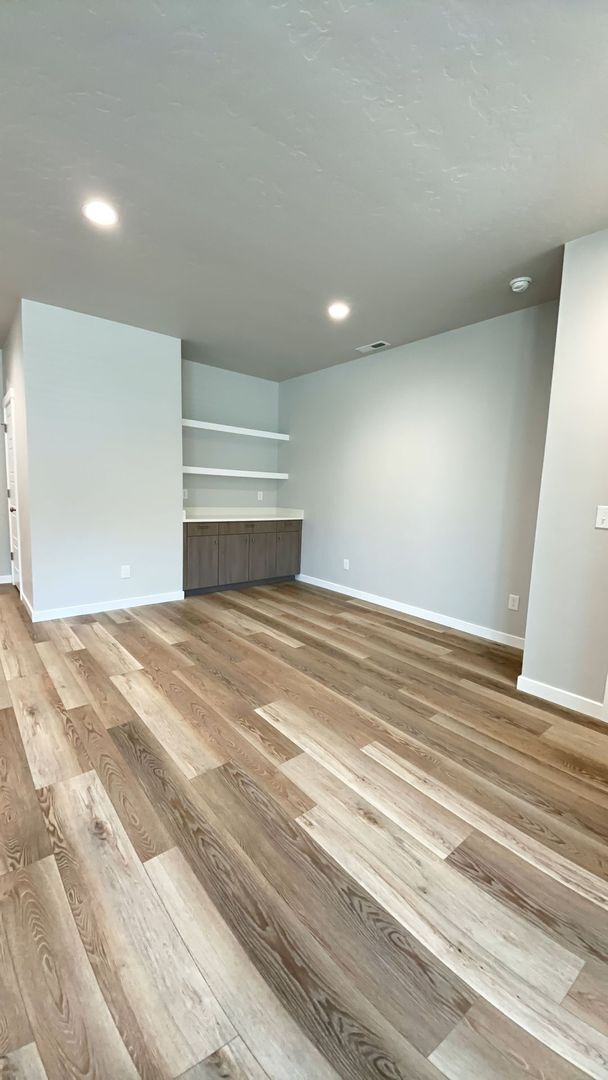 Building Photo - Roe Street Townhomes