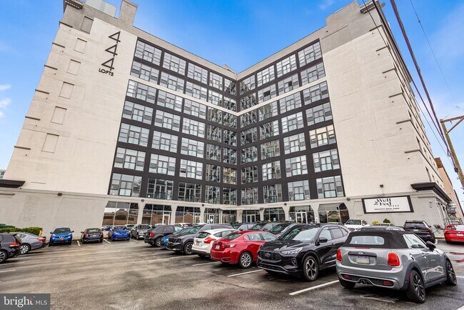 Primary Photo - 444 N 4th St