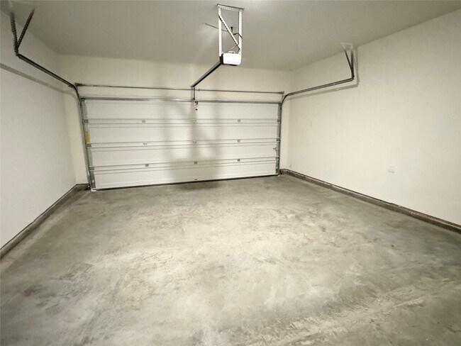 Building Photo - 3026 Dardanos Ln