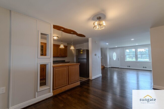 Building Photo - 5405 Moravia Rd