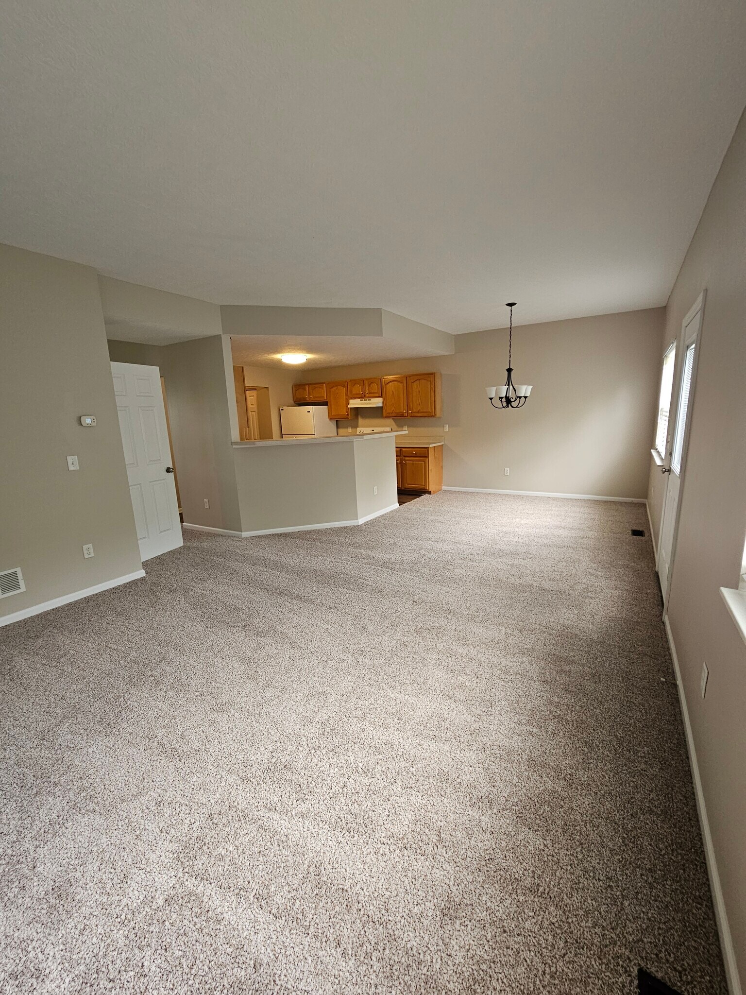 Living Area - 101 Courtright East Rd
