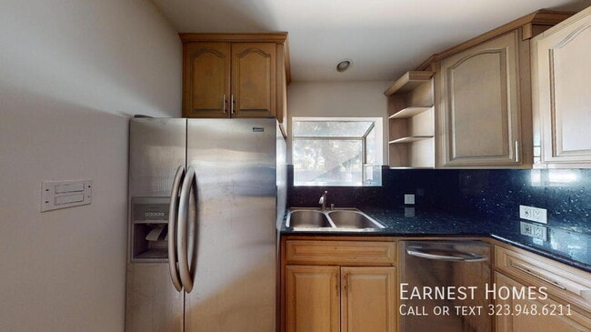 Building Photo - 17115 Parthenia St