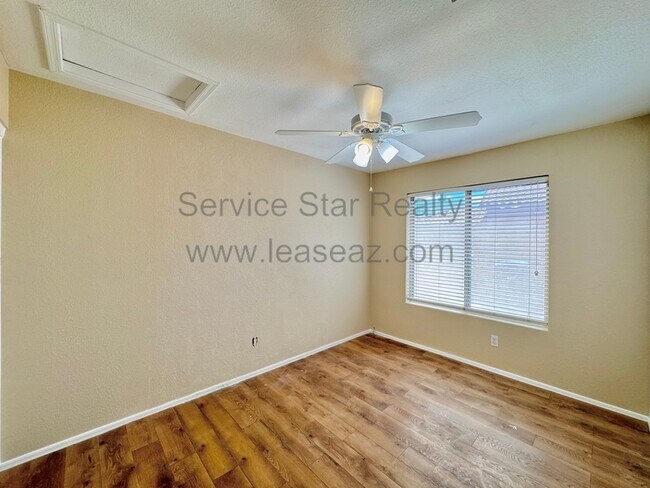Building Photo - 2120 S Navajo Way
