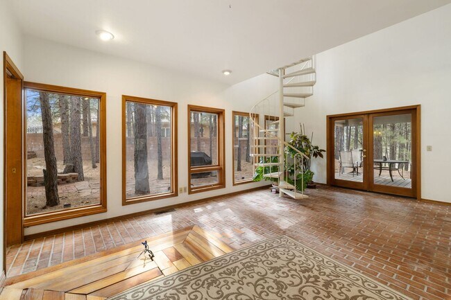 Building Photo - One of the Best Rental Opportunities In All of Flagstaff located in Lakeside Acres