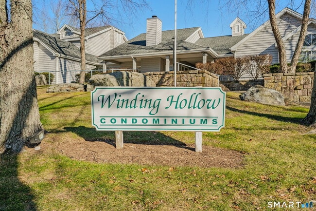 Building Photo - 55 Leafwood Ln