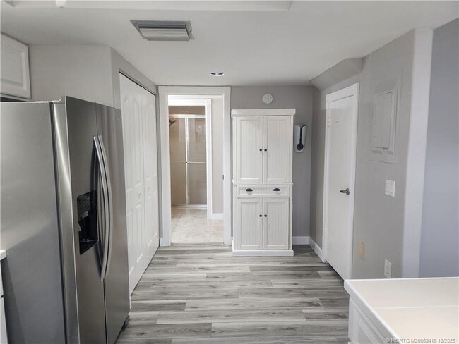 Building Photo - 3624 SW Sunset Trace Cir