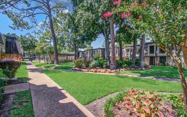 Building Photo - 12633 Memorial Dr