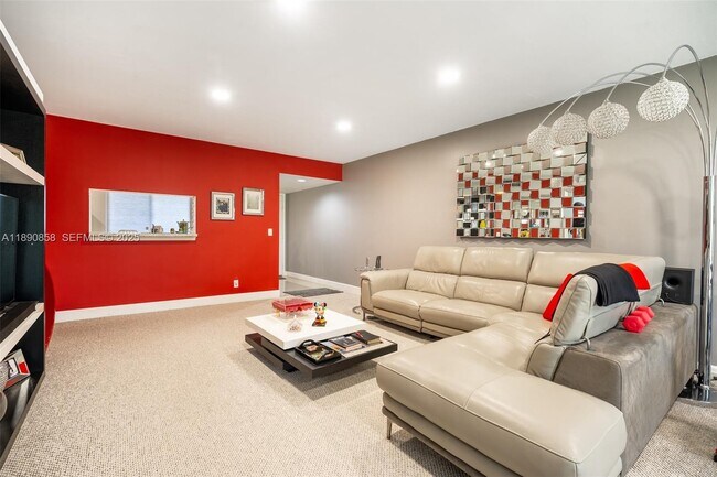 Building Photo - 1201 SW 128th Terrace