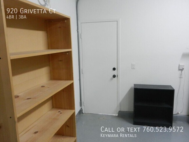 Building Photo - 920 Grivetta Ct