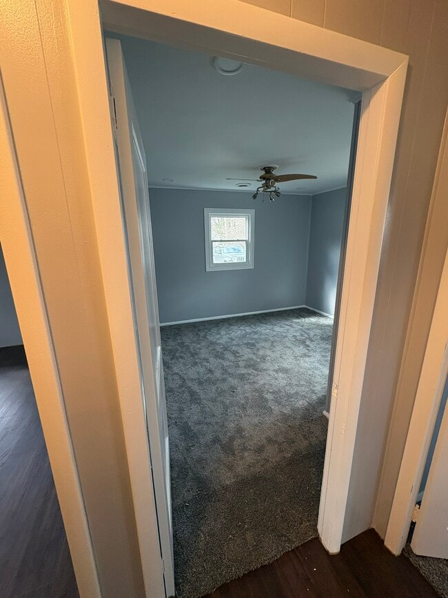 Building Photo - 313 E North St