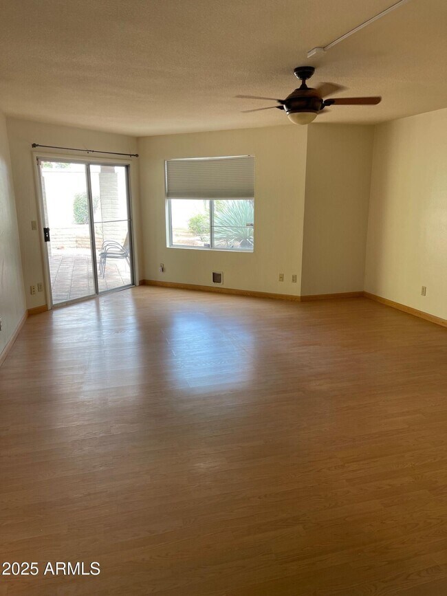 Building Photo - 8502 E San Bernardo Dr