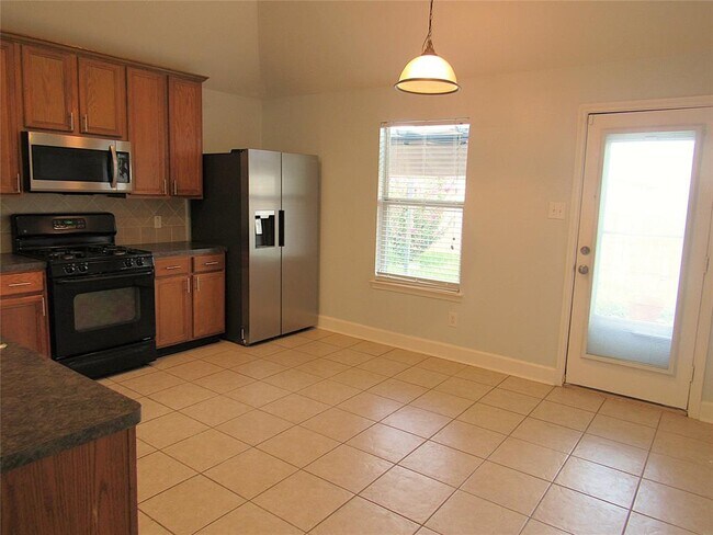 Building Photo - 21722 Prairie Spring Ln
