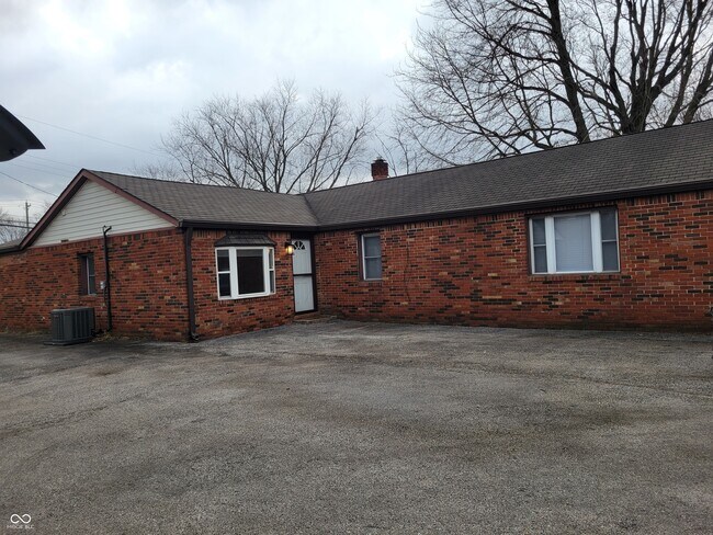 Building Photo - 3425 Campbell St