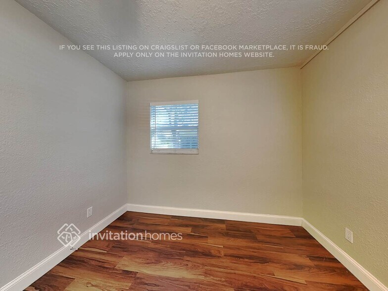 Building Photo - 822 Rosalia Dr