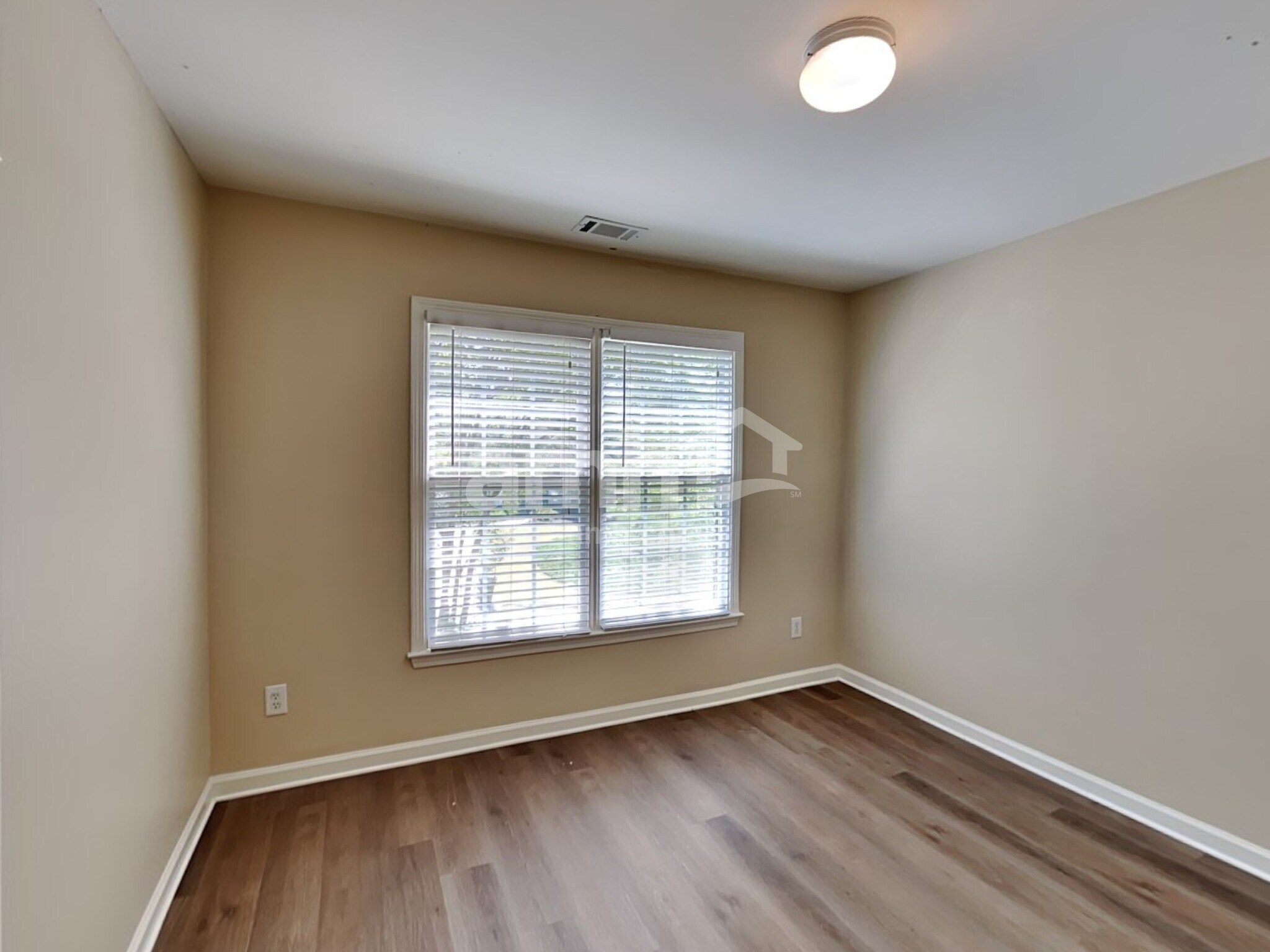 Building Photo - 513 Autumn Walk