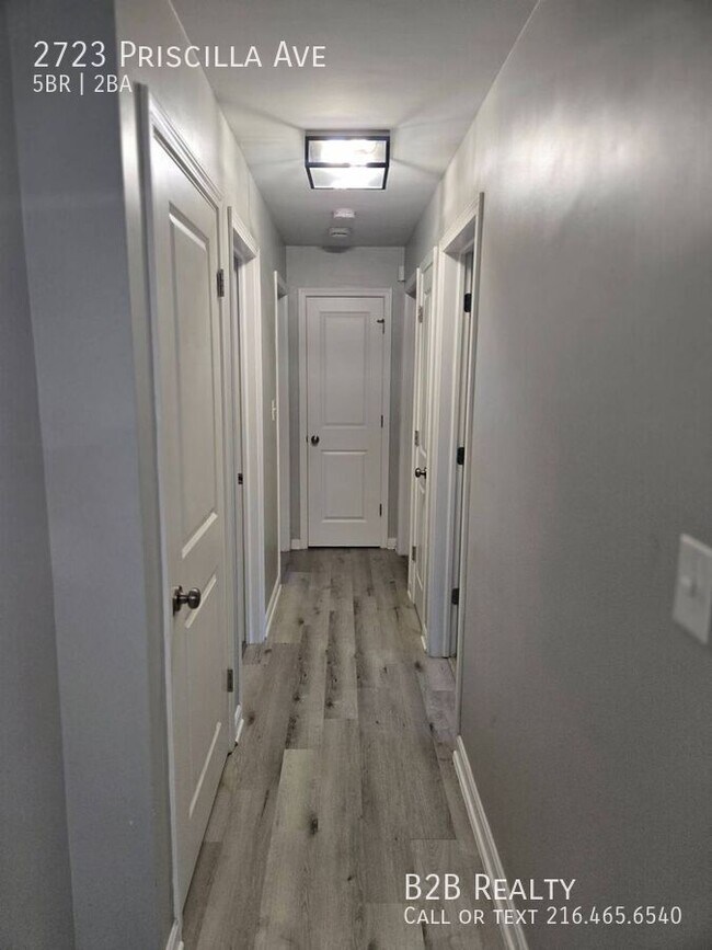 Building Photo - 2723 Priscilla Ave