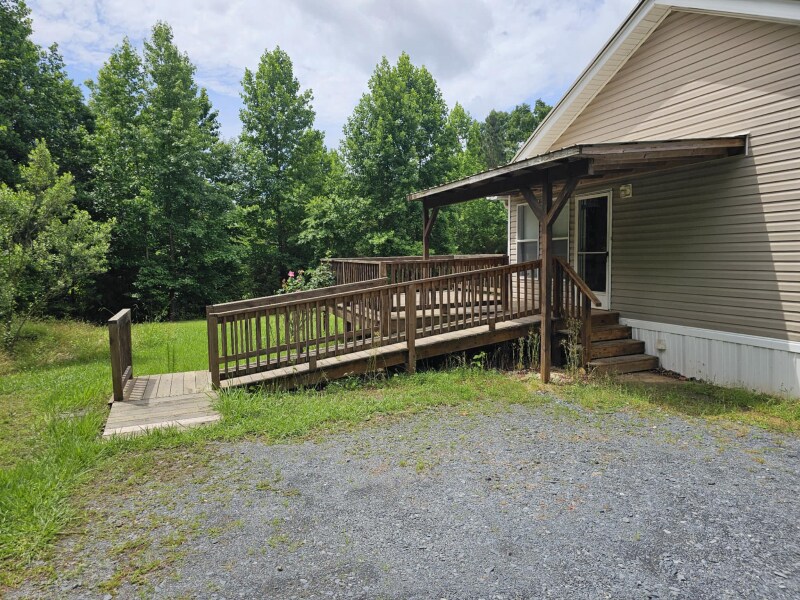 Building Photo - 3835 Bachelor Creek Rd