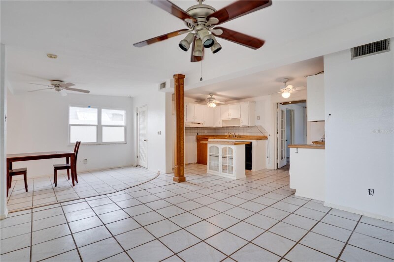 Building Photo - 12036 105th St