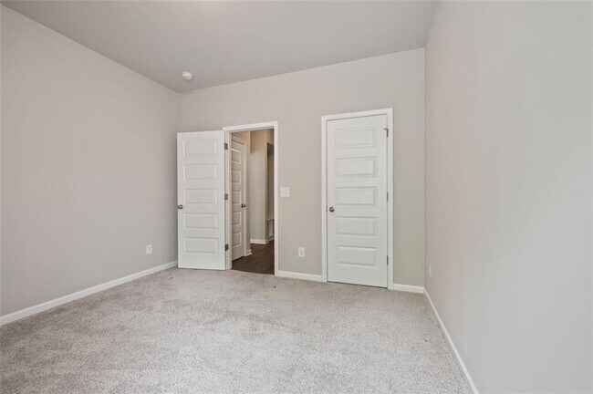 Building Photo - 139 Hunts Ml Cir