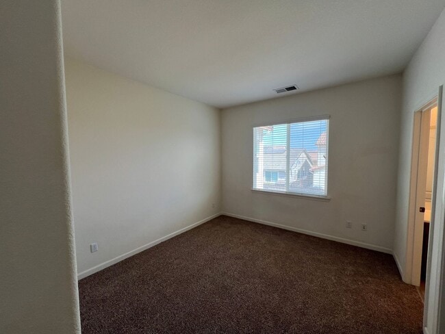 Building Photo - 2553 Acapulco Way