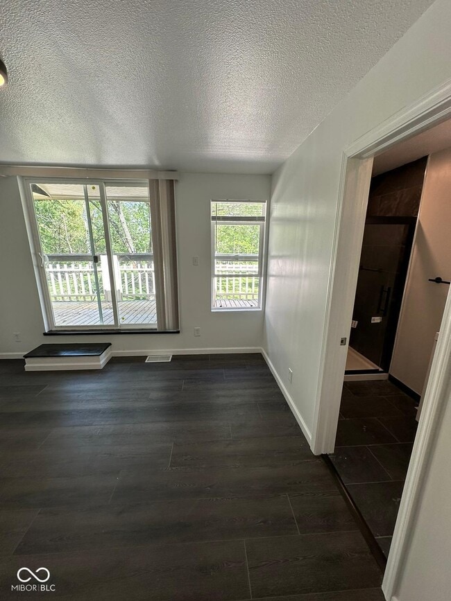 Building Photo - 1340 Rohrer Rd