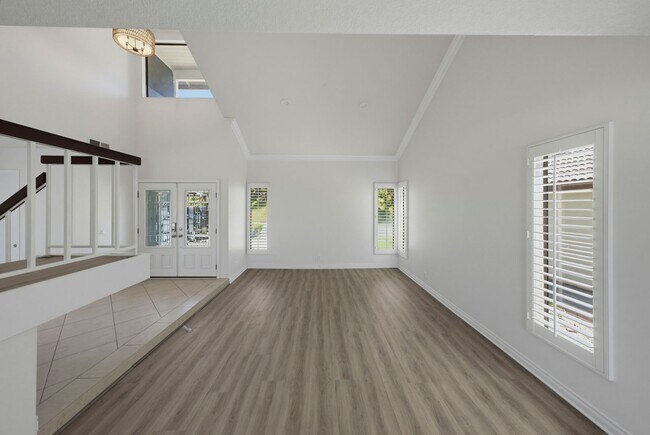 Building Photo - GORGEOUS VIEWS of Anahiem Hills