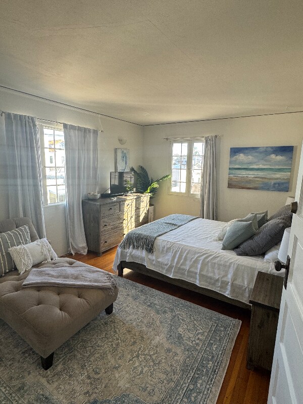 Building Photo - 814 Encino Ln