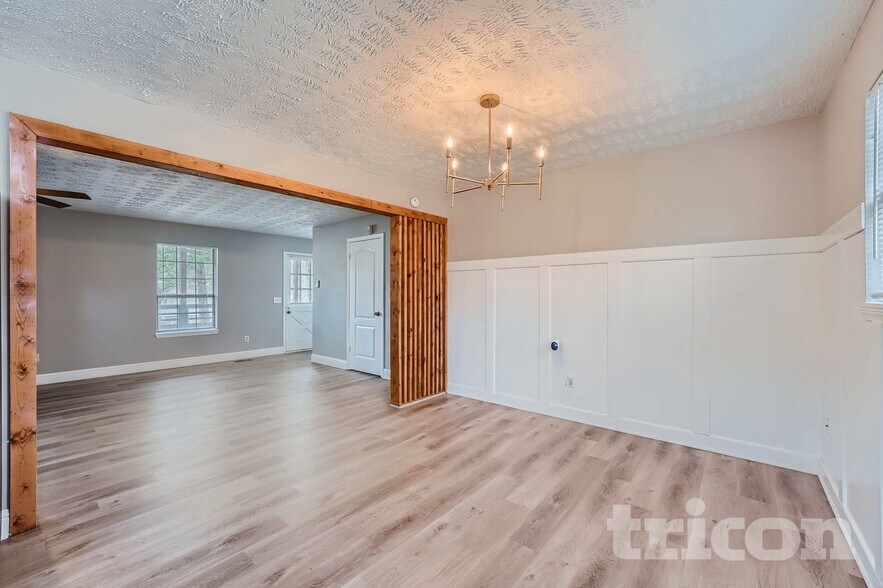 Building Photo - 4305 Treeline Way