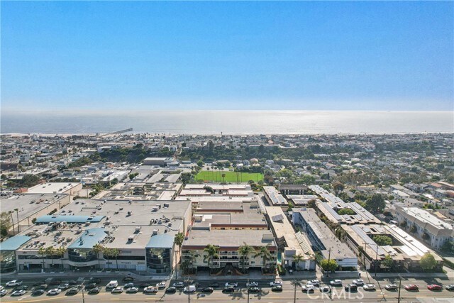 Building Photo - 1707 Pacific Coast Hwy