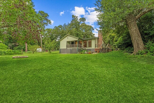 Building Photo - 11104 Quinlan North Lake Dr