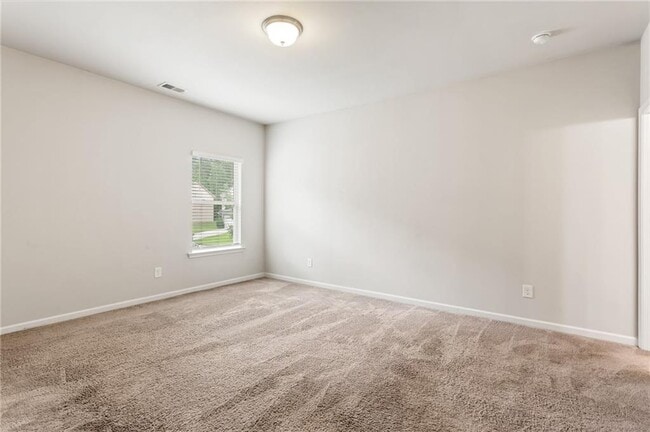 Building Photo - 256 Berkleigh Trails Dr