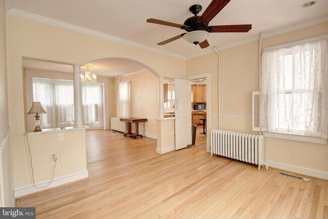 Building Photo - 44 Fulton Ave