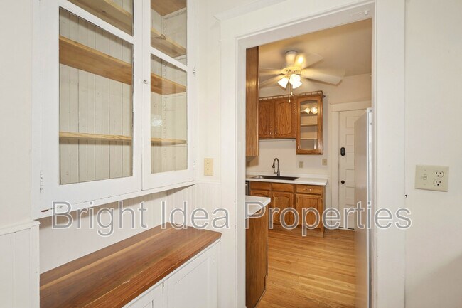 Building Photo - 2535 Aldrich Ave S