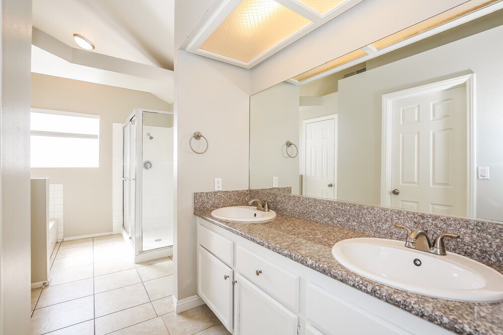 Building Photo - 7217 Chesterton Dr