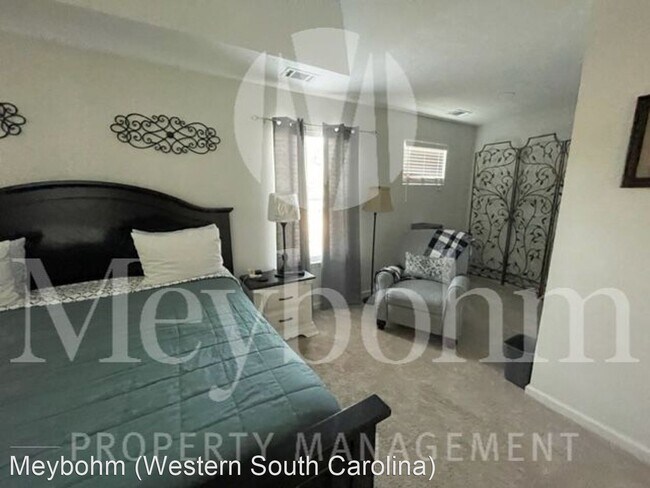 Building Photo - 4 br, 3 bath House - 507 Schaver Loop