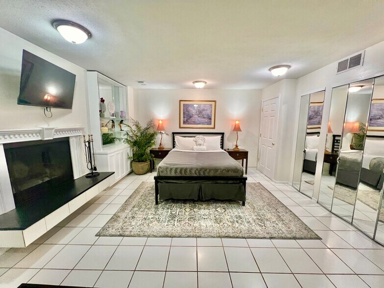 Building Photo - 11514 Hearthstone Ct