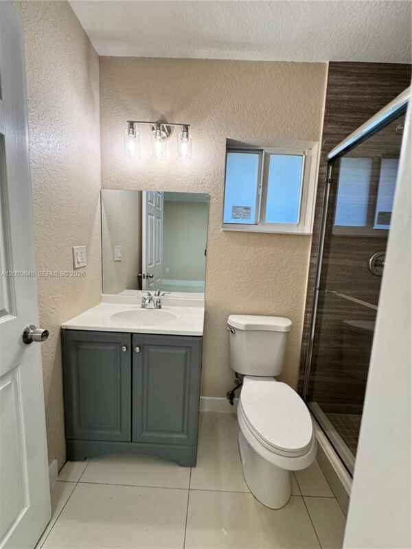 Building Photo - 1770 NW 55th St